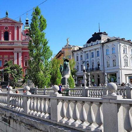 Luxury Central Apartment Ljubljana Buitenkant foto