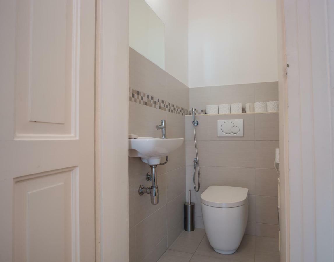 Luxury Central Apartment Ljubljana Buitenkant foto