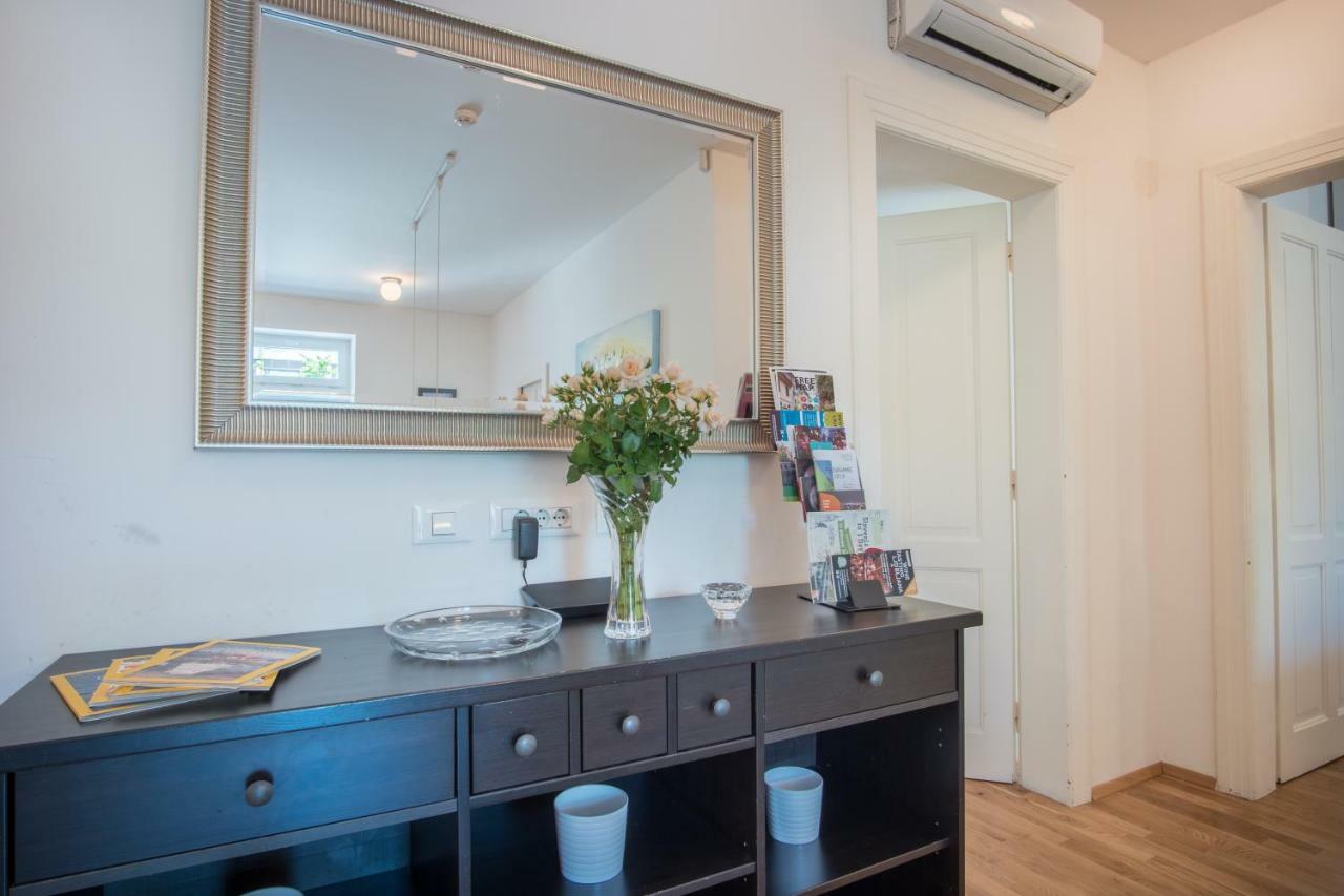 Luxury Central Apartment Ljubljana Buitenkant foto