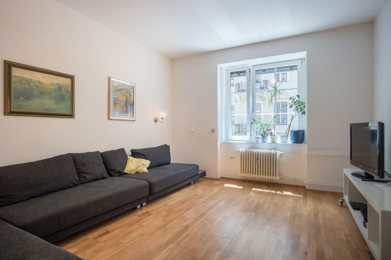 Luxury Central Apartment Ljubljana Buitenkant foto